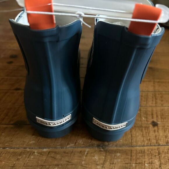Laura Ashley blue 10 Mid Cut Ankle Height Rubber Rain Boots - Picture 6 of 7